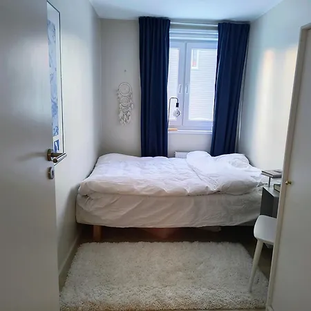 Romslig Og Pen - Sentral Beliggenhet Appartement