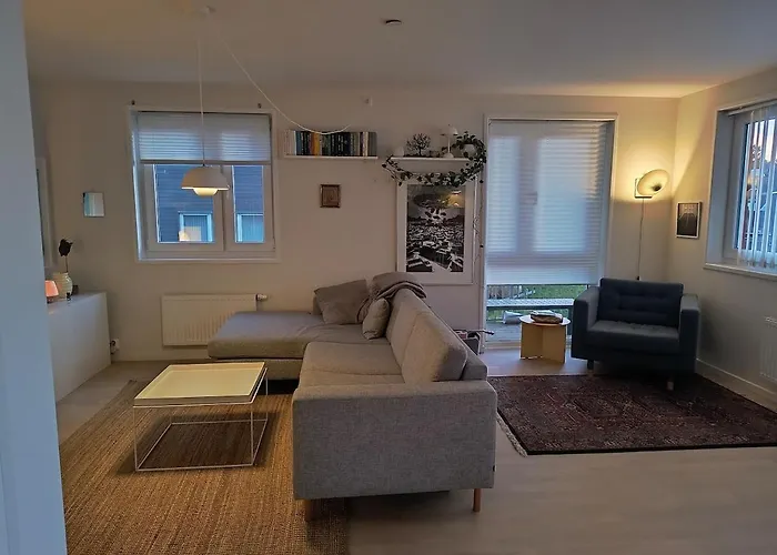Romslig Og Pen - Sentral Beliggenhet Apartment